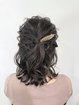 トルネード(TORNADO) 卒業式　成人式　結婚式　ヘアセット　ハーフアップ☆