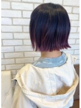 アッシュ 十日市場店(Ash) ナチュラルストレートヘア