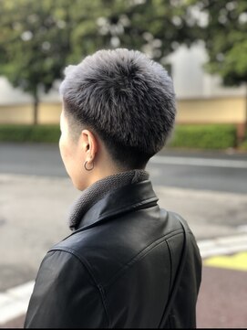 ダン(DAN.) very short