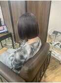 透明感カラー　グレージュ　ダークグレー