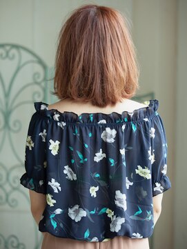 ロルド(Rold) ツヤ髪シルキーベージュ小顔内巻きワンカール20代30代40代