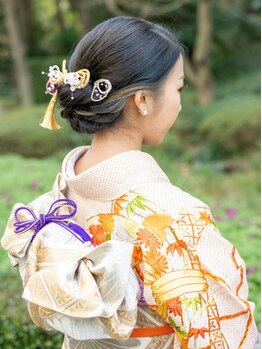メケアロハ プメハナ(ME KE ALOHA pumehana)の写真/特別な日のためにあなたをトータルプロデュース☆ベテランスタイリストが着物の色や好みに合わせてご提案♪