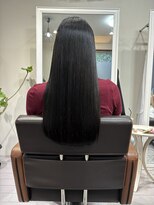 ラニウ(La Niu)&nbsp;髪質改善×ストレートロング切りっぱなし