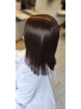 ヘアーエポック(hair epoque) 30代40代人気くくれる切りっぱなしボブ