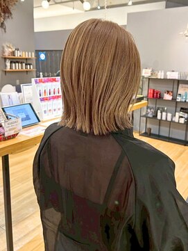 ジアン バイ ミルボン NU茶屋町+(GIEN by milbon) バレイヤージュ/ボブ/切りっぱなし/パッツン/ダブルカラー