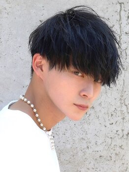メンズフィール 東梅田店(MENS FEEL)の写真/クセや髪質を見極め、一人ひとりにピッタリな似合わせヘアをご提案。理想通りのスタイルに仕上げます☆