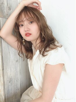 印象を左右する前髪や顔周りのカットが得意！こだわりのカットであなたの魅力を引き出します♪