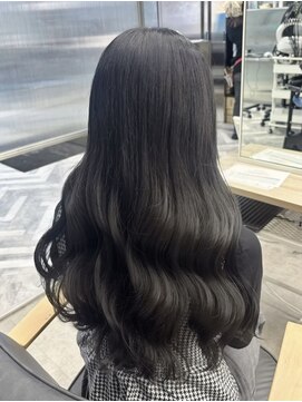 ブラックカラー【伊藤 想】