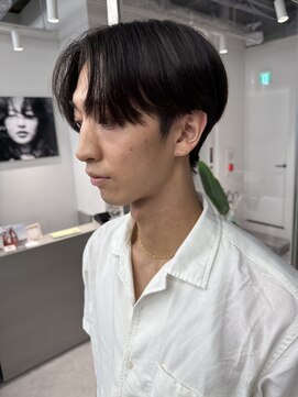 トリッカ シブヤ(TRICCA SHIBUYA) メンズカットパーマダウンニュアンスフェザー束感センターパート