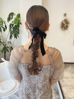 ヘアーサロン シム(hair salon Cime)の写真/結婚式/お呼ばれ/デートにも!特別なアレンジで可愛さUP☆最新トレンドから抜け感アレンジまでお任せ◎