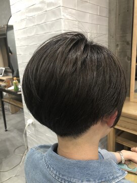 イズ 札幌店(is) 刈り上げハンサムショート