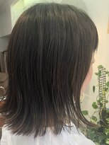 ヘアーステージ シーオーアル&nbsp;落ち着いたベージュカラーとゆる巻きで女性らしく。