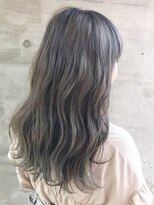 メイプルフェロー(MAPLE fellow)&nbsp;20代30代大人可愛い◎透明感グレージュカラー×ゆるふわパーマ