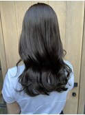 透明感のある暗髪