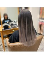 フツーロ 栄(FUTURO)&nbsp;グラデーションスタイル