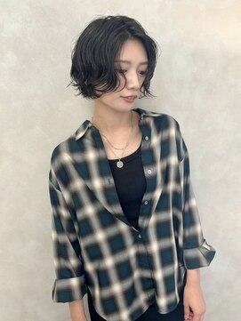 ラヴィズム 小新店(LUVISM) ショートカット丸みショート耳掛けひし形小新潟西区　小新