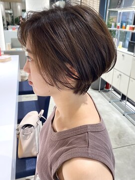 ステアケース 武蔵小杉店(stair:case) 大人ショートレイヤー/ハンサム/白髪ぼかし/武蔵小杉/自由が丘