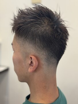 アナザーワールドココン(ANOTHER WORLD cocon) フェードスパイキーショート