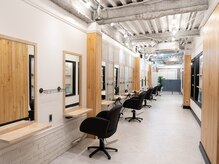 アグ ヘアー カリーノ 近鉄奈良東向き商店街店(Agu hair carino)の雰囲気（ゆったり寛げる居心地の良い空間です。）