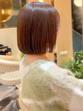 グリッター 仙台中央店(GRITTERs) ミルクティーベージュ 内巻きボブ ツヤ髪 ワンカール