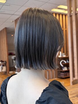 ラブハーツアンドビーヒガシウメダ(luve heart's And Be higashiumeda) 切りっぱなしボブ