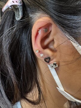 ラニ(Lani) 耳　つぼジュエリー