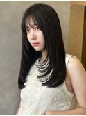 暗髪レイヤーカットワンカールレイヤー黒髪くびれミディアム