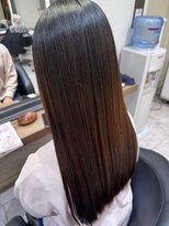 ケンジ 横須賀中央(KENJE)&nbsp;Aujuaトリートメントで艶髪へ