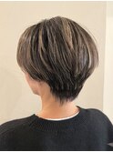 白髪ぼかしハイライトひし形ショート【恵比寿KIMIDORI】