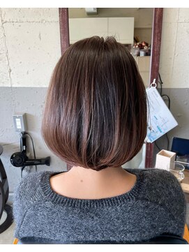 カフカ(KAFKA) ボブ×インナーカラー【前田佳織】