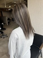 ノイ(NEU)&nbsp;【NEU×石田】ハイライト×シルバーベージュ♪