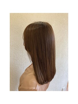 エルサフィロ キタハマ(el zafiro kitahama) 20×30×40代×ツヤカラー×お手入れ簡単ロング×ベージュカラー