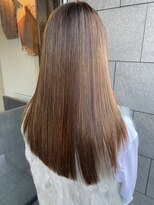 ソラーナ(SOLANA) ハイライトが入ってても髪質改善ストレート！