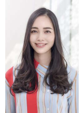 ミチオ ノザワ ヘアサロン ギンザ(Michio Nozawa HAIR SALON Ginza) [那須久美子]ナチュラルレイヤースタイル