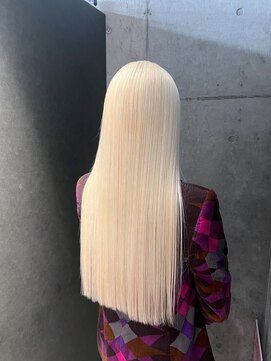 プネル 渋谷(PUNEL) White blond haruka