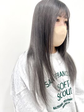 トータルビューティーサロン トップスタイル 艶髪シルバーカラー