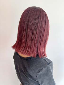 ロックワークオレンジ 西中島店(ROCK WORK ORANGE) 秋先取りレッドカラー◎