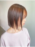 ミニボブ×ベージュカラー