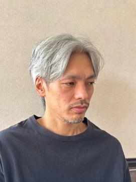 髪屋 に時代に左右されない王道メンズスタイル