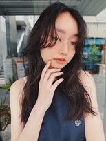 ヒュージ 三軒茶屋(huge)&nbsp;レイヤーカット/ハッシュカット/くせ毛風パーマ/顔周り/20代30代