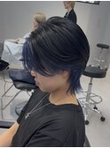 簡単オシャレブルーインナーカラーセンターパートウルフ