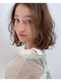 エアリーミディ ショートパーマ黒髪  ホワイトアッシュ