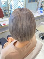 アース コアフュールボーテ 上尾店(EARTH coiffure beaute)&nbsp;【EARTH】ダブルカラーでホワイトシルバー