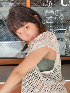 シェルター バイ トウキョウ(Shelter by TOKYO) フェザーバング/インナーカラー/大人かわいいウルフ外ハネボブ