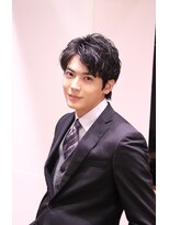 ネイビー(NAVY)&nbsp;イケてる男の ビジネスヘア 緩めパーマ 女子ウケも○