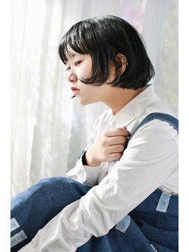 モカヘアー(mocha hair) マッシュボブ×ブルーブラック