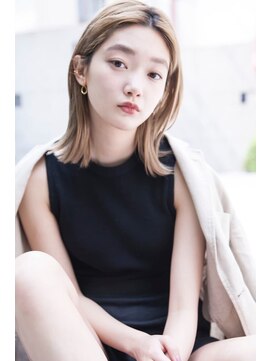 アメリ 新宿(Ameri) ぱっつんミディアム