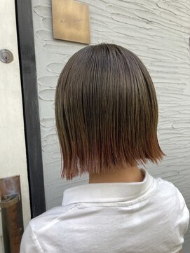 アウン 柏(a un) プツッとミニボブ/エンドペールカラー/髪質改善/柏