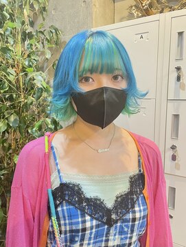 カリーナコークス 原宿 渋谷(Carina COKETH) 水色/インナーカラー/ダブルカラー/顔周りレイヤー/オージュア