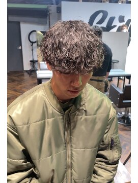 スキル(SKILL) 波巻きプードルパーマ